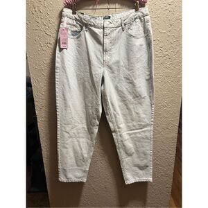 Wild Fable Ultra Light Wash High Rise Tapered Jeans Woman’s Size 14 NEW